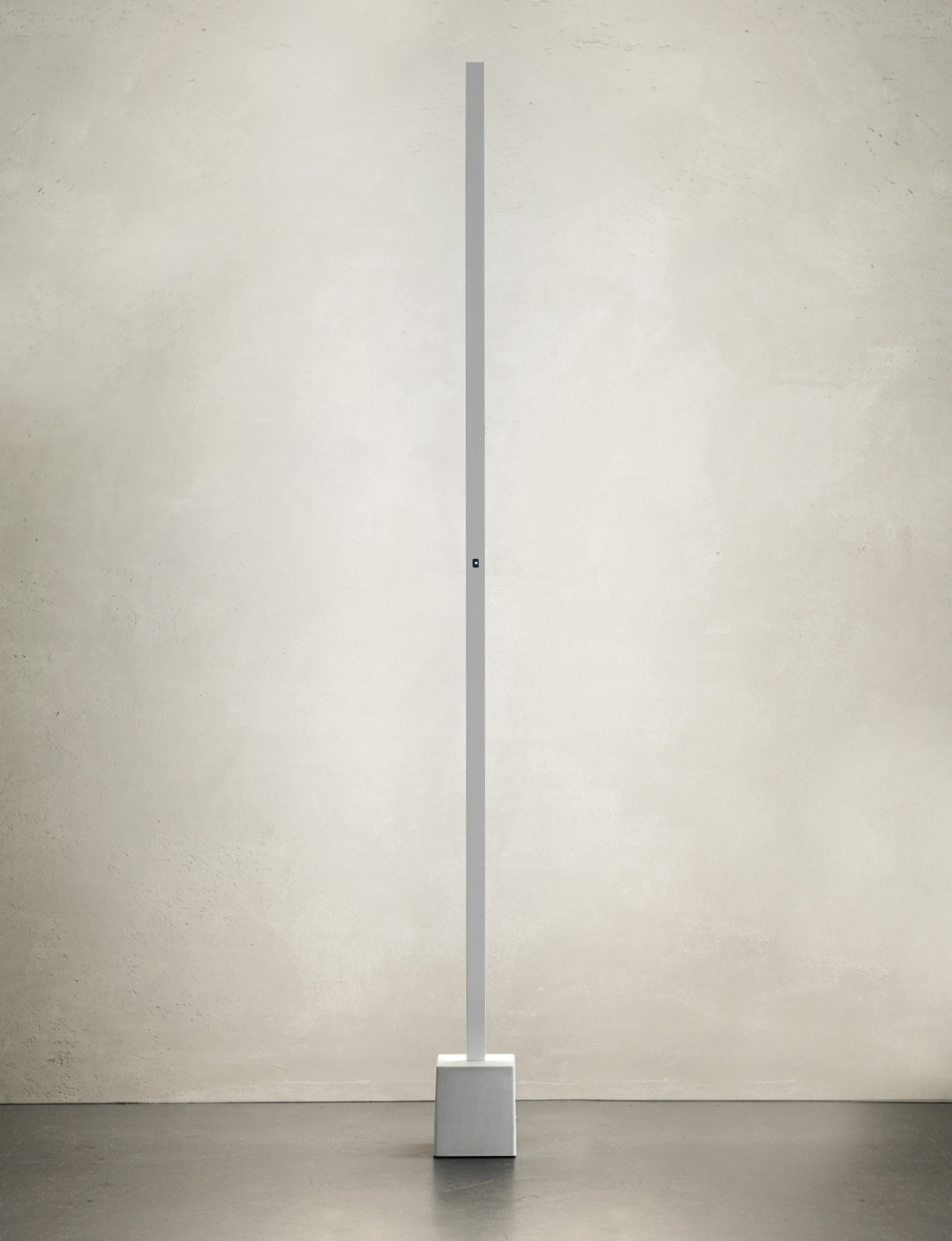Xilema-Lamp for Floor