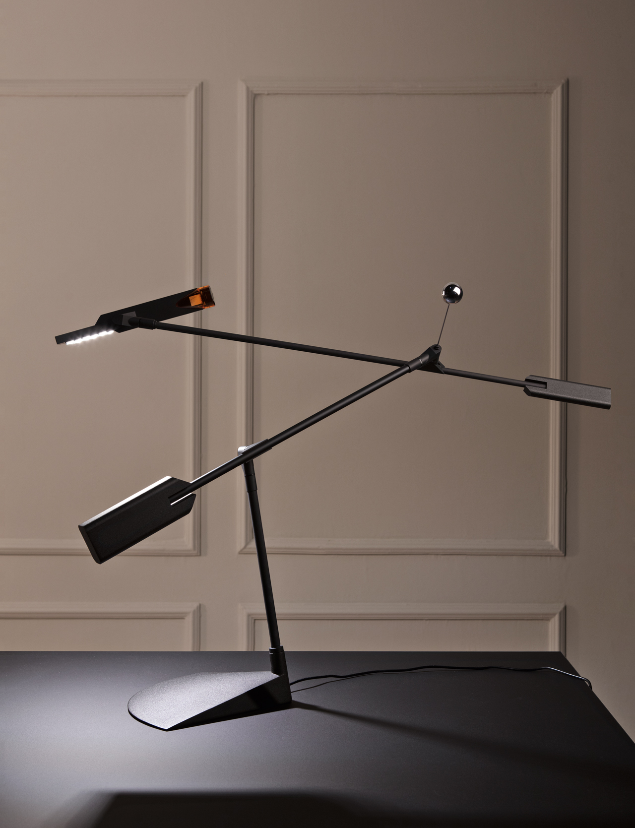Halley-Lamp for Table